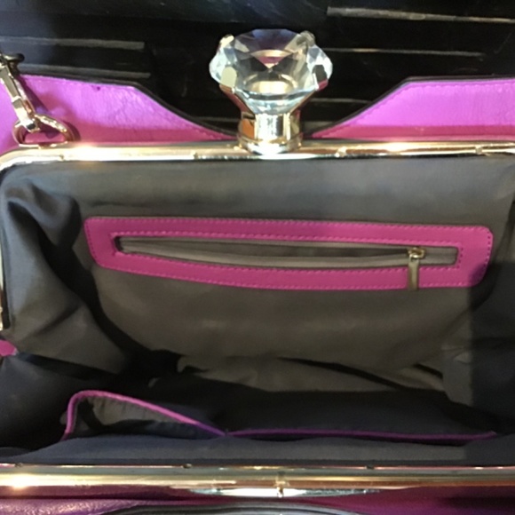 Amy & Joey Signature Cliff Notes Satchel - Picture 4 of 4